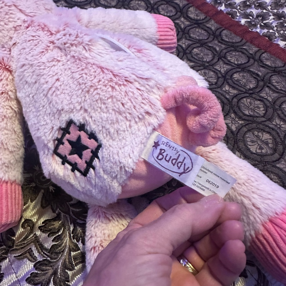 Scentsy Buddy’s Penny the Pig & Rosemary the Rabbit - Picture 9 of 11